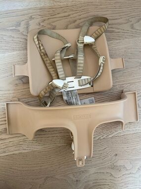 Stokke Tripp Trapp baby seat